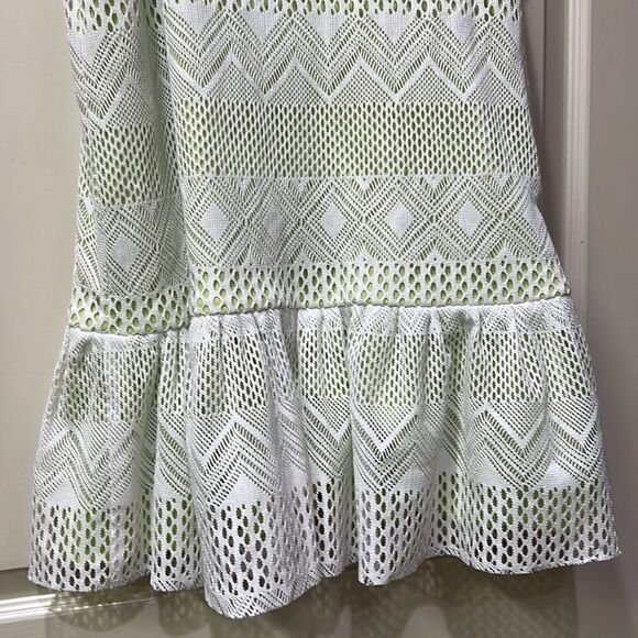 Pearl Southern Couture Women’s 6 White Knit w Lime Liner and ruffle bottom Dress - Picture 2 of 9